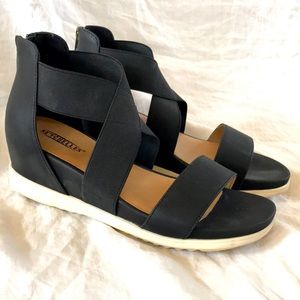 Seychelles Criss Cross Zip Back Platform Sandals - Sz 8.5